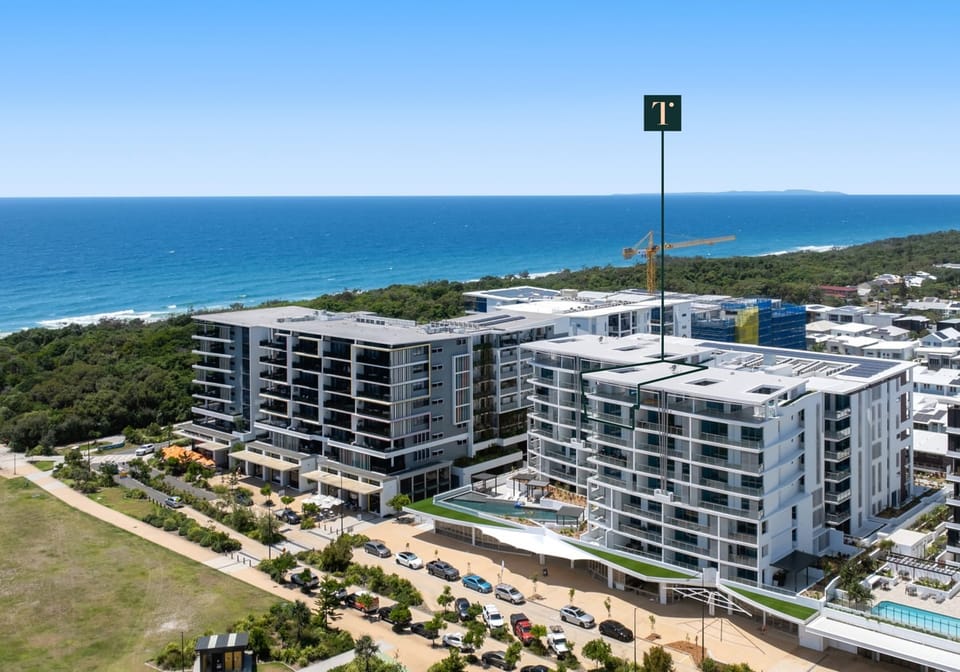 The Ultimate In Luxury Living – Brand New Two Storey Penthouse