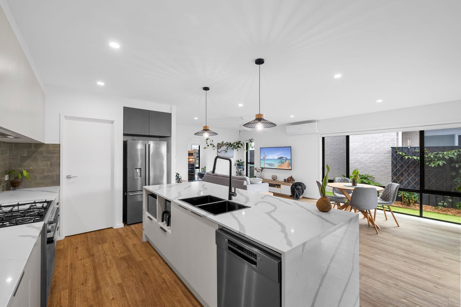 Village Green Gorgeous Home with Heated Pool