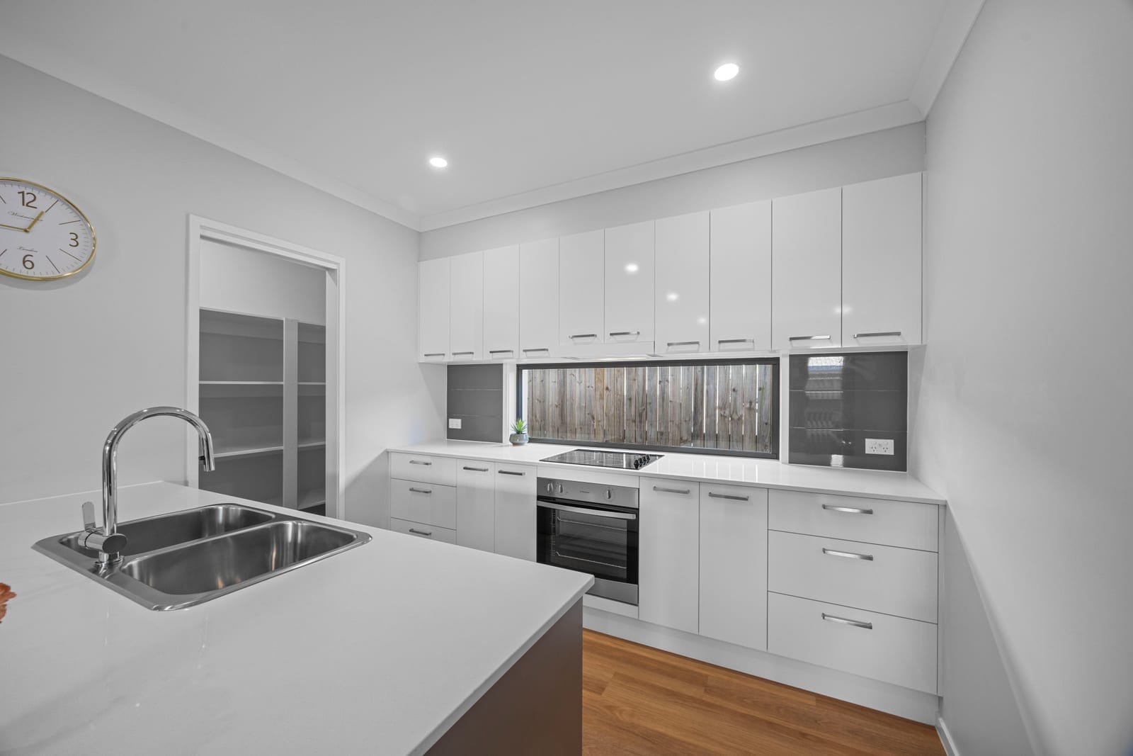 Fabulous First Home or Downsizer Dream
