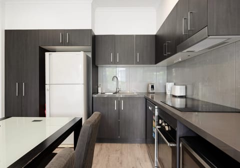 Townhouse with 2 Self-Contained Levels
