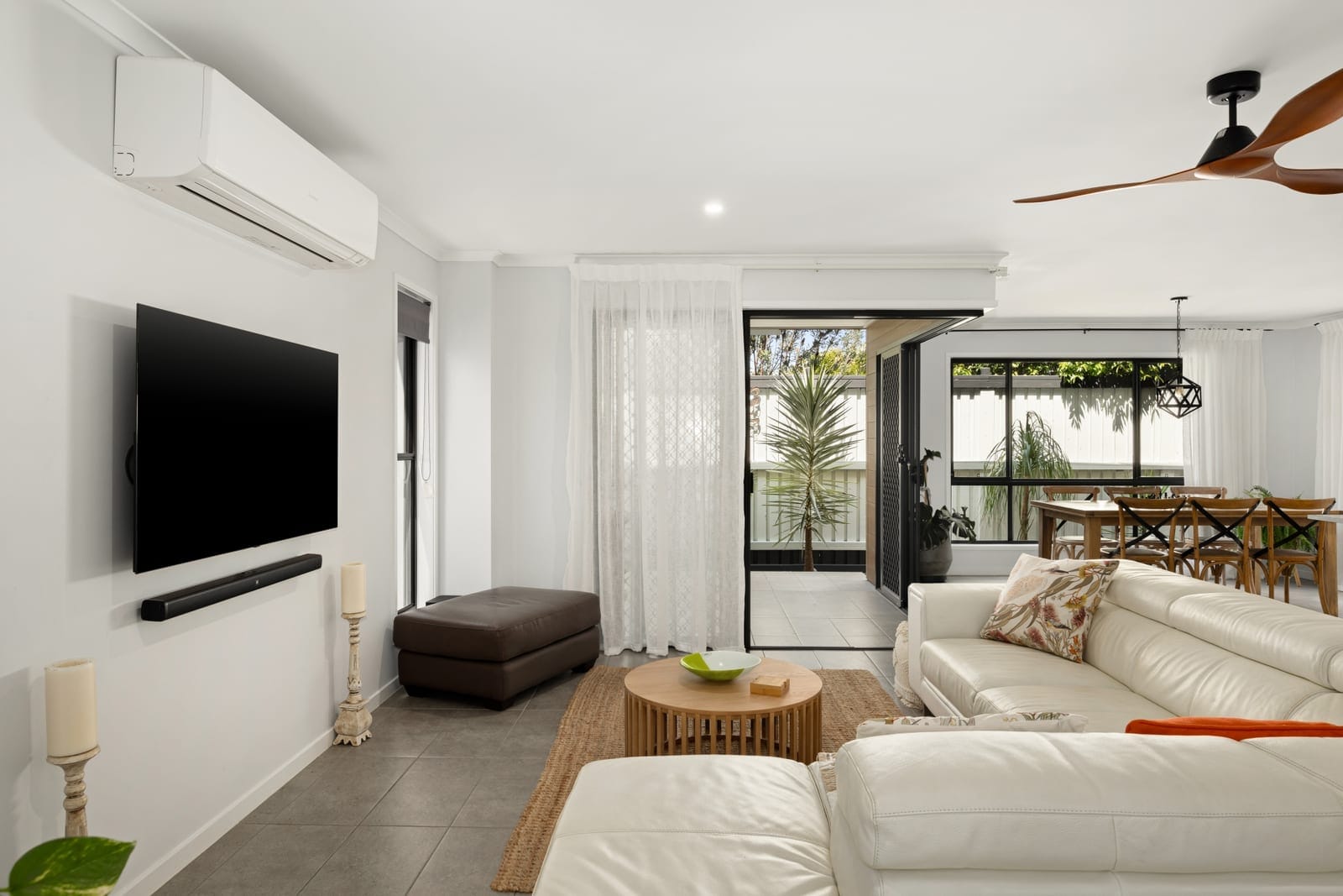Bokarina Bliss: Effortless, Elegant, Beachside Living