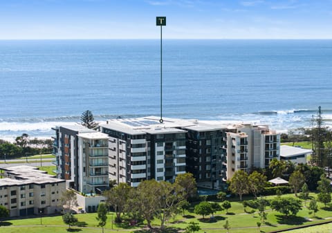 Blue-chip location: Views & Convenience