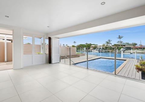 RARE: Waterfront Duplex, Deepwater Access