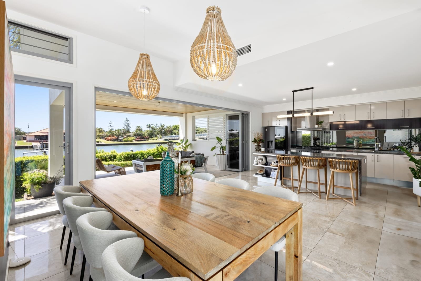 North-East Facing Waterfront Entertainer