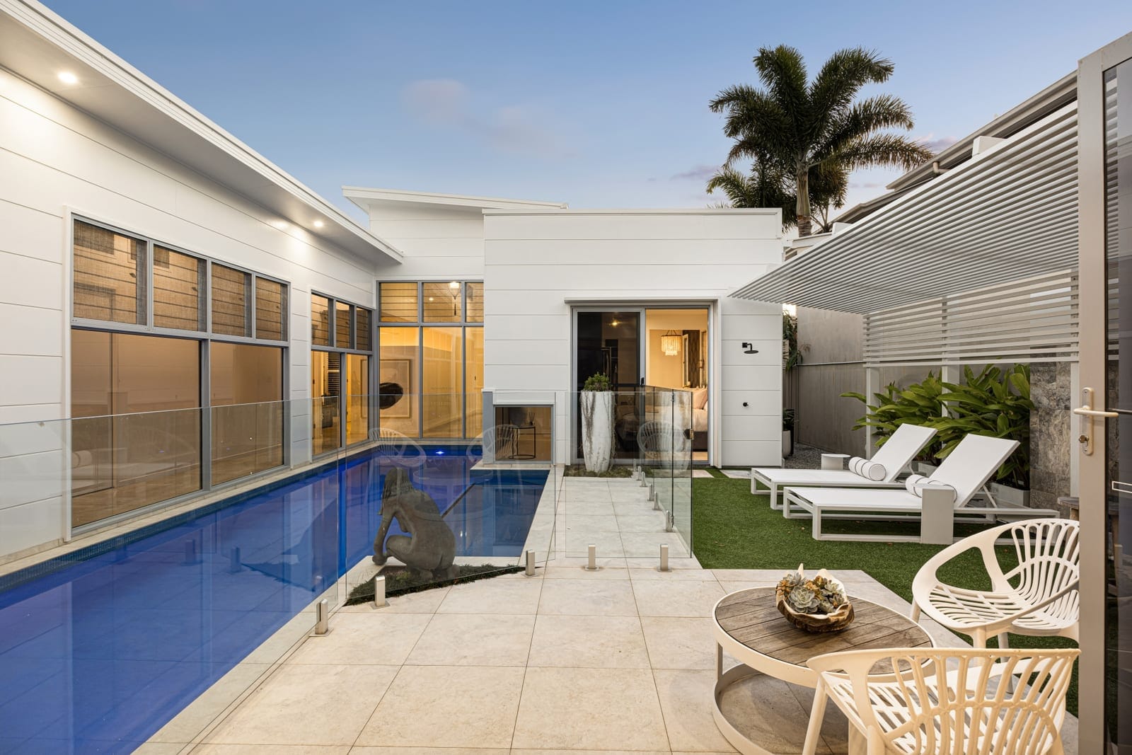 North-East Facing Waterfront Entertainer