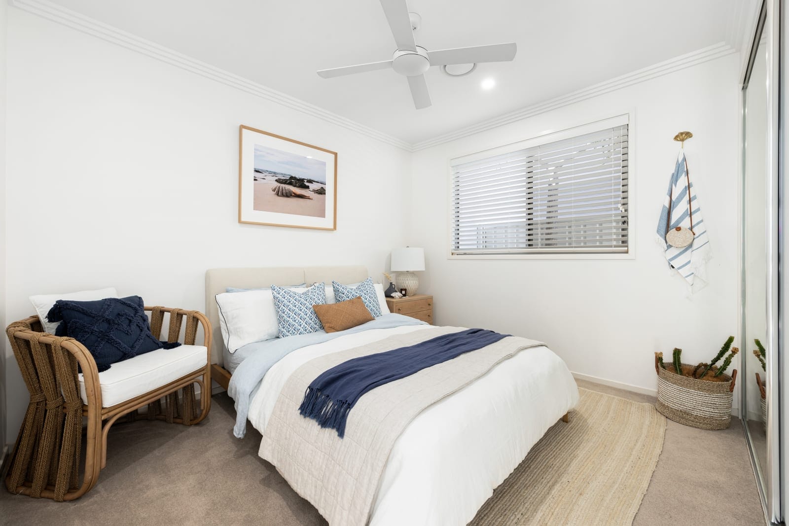 North-East Facing Waterfront Entertainer
