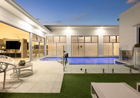 North-East Facing Waterfront Entertainer