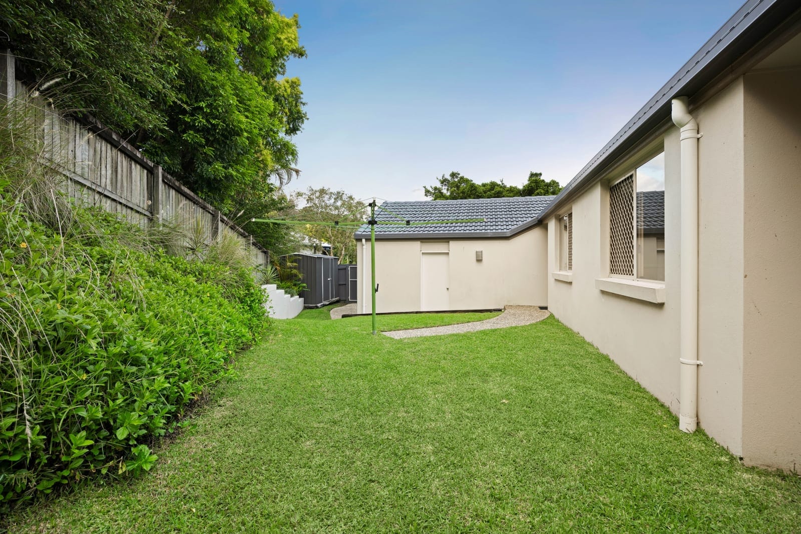 Priced to Sell: Buderim Meadows Family Living