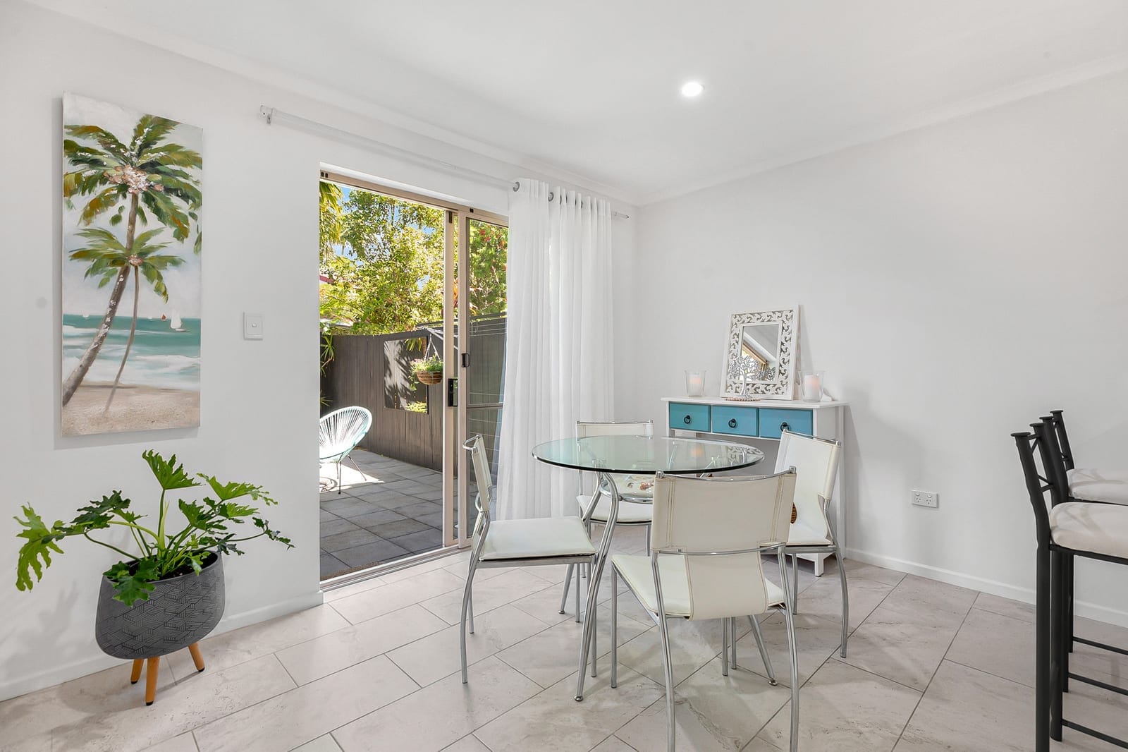 Renovated Townhouse