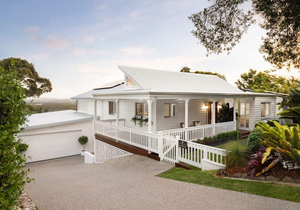 Pure Class: Elegant Interiors, Stunning Mountain Vista