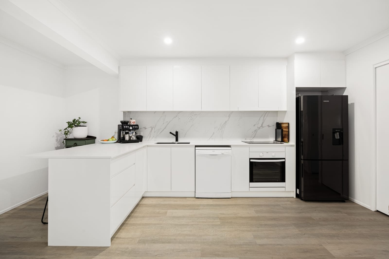 Stylish Coastal Duplex Boasting Modern Comfort And Convenience