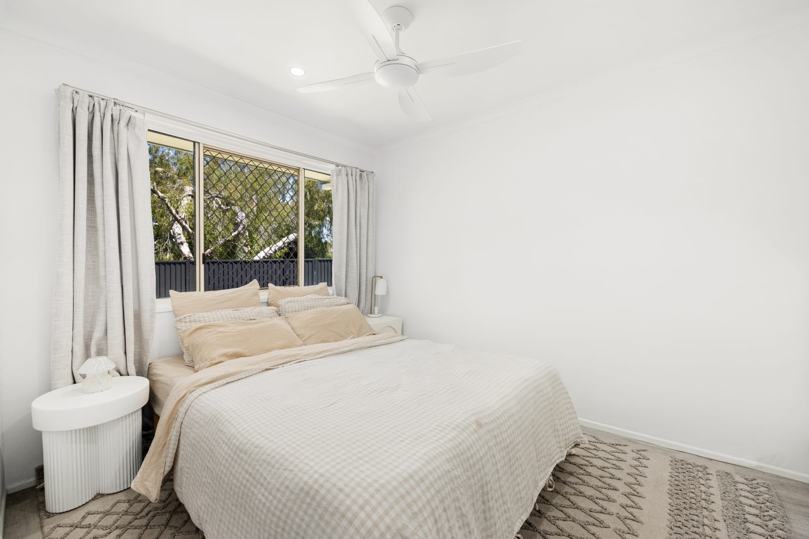 Stylish Coastal Duplex Boasting Modern Comfort And Convenience