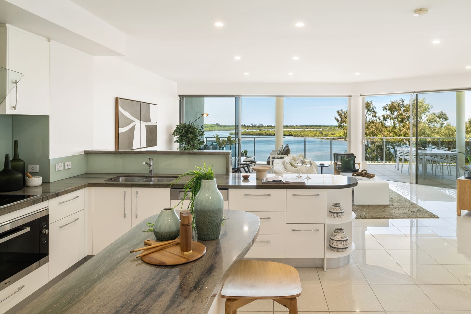 Exceptional Penthouse - Will be Sold!