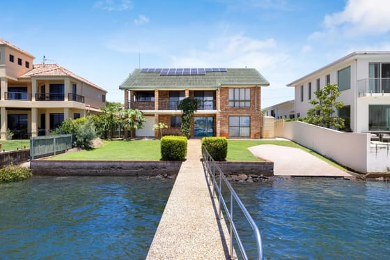 Waterfront living with a pontoon and direct deep-water access