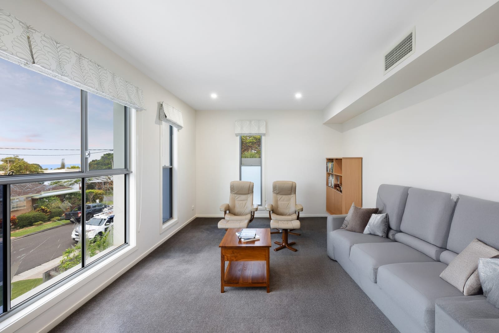 Luxury Duplex - Walking Distance to Everywhere