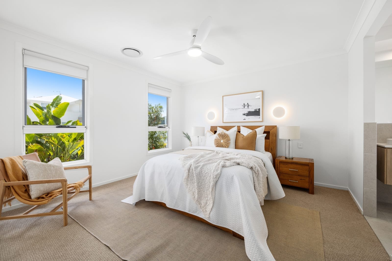 Perfectly Presented Family Home, Huge Block, Side Access