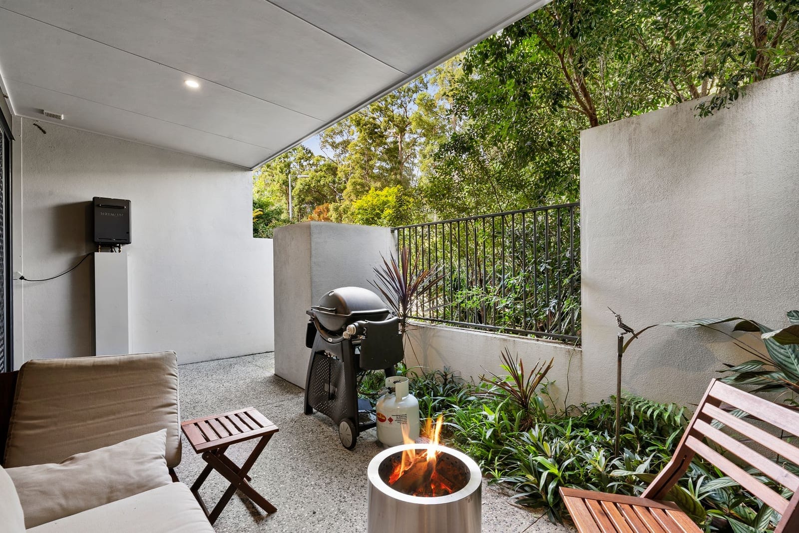 First Home Buyer Opportunity or Investors Delight...