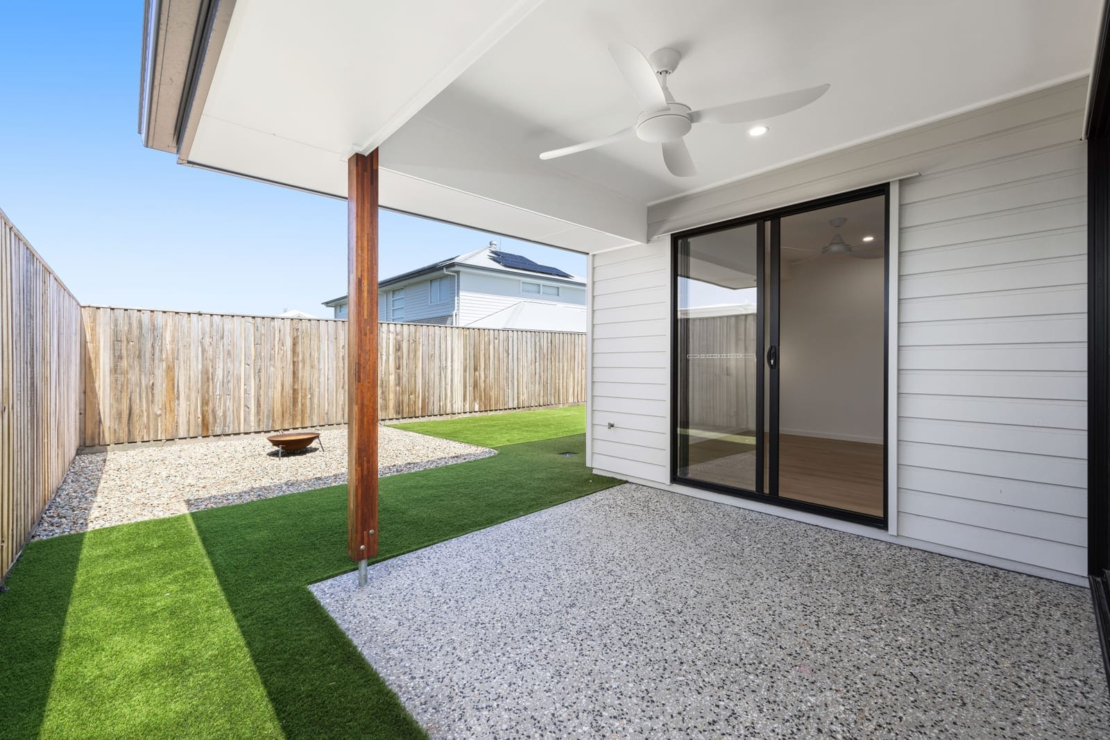 Stunning, Easy Living Contemporary Home