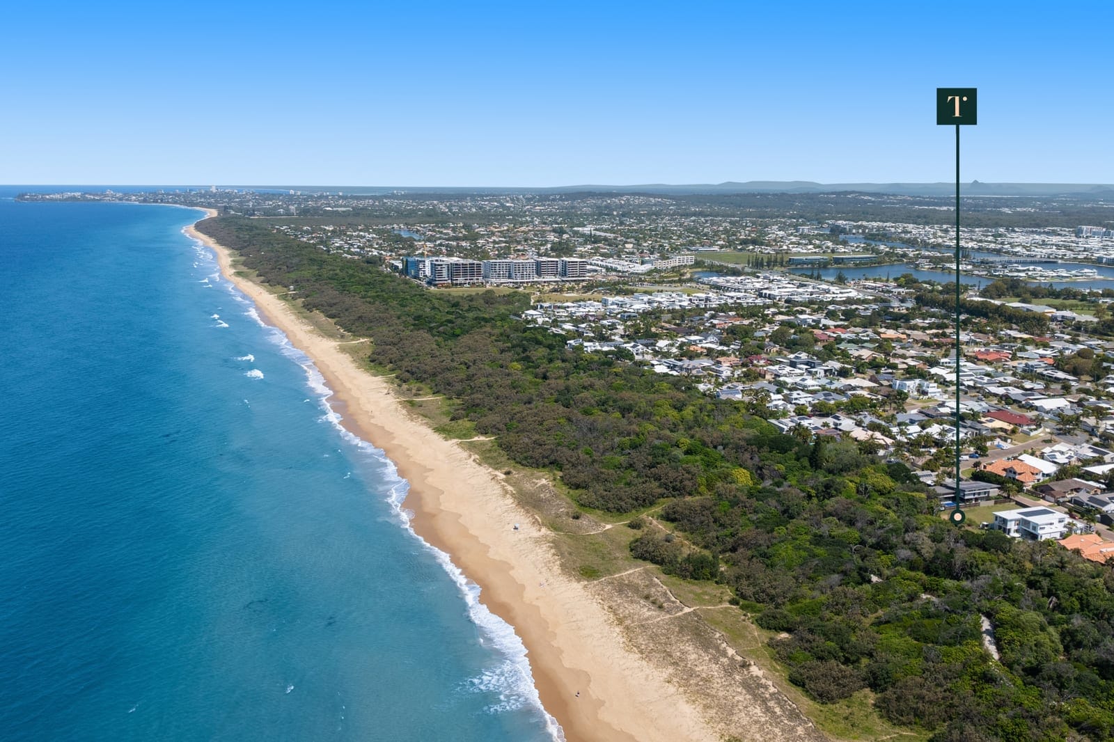Vacant 700m2: Absolute Beachfront