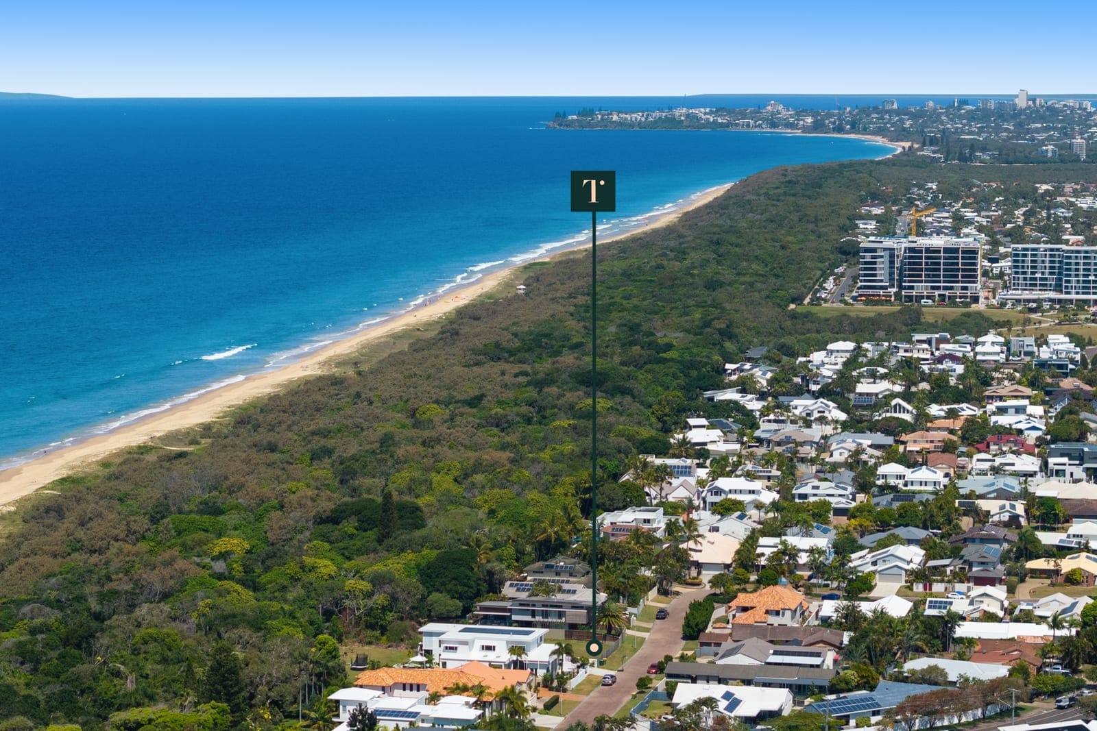 Vacant 700m2: Absolute Beachfront