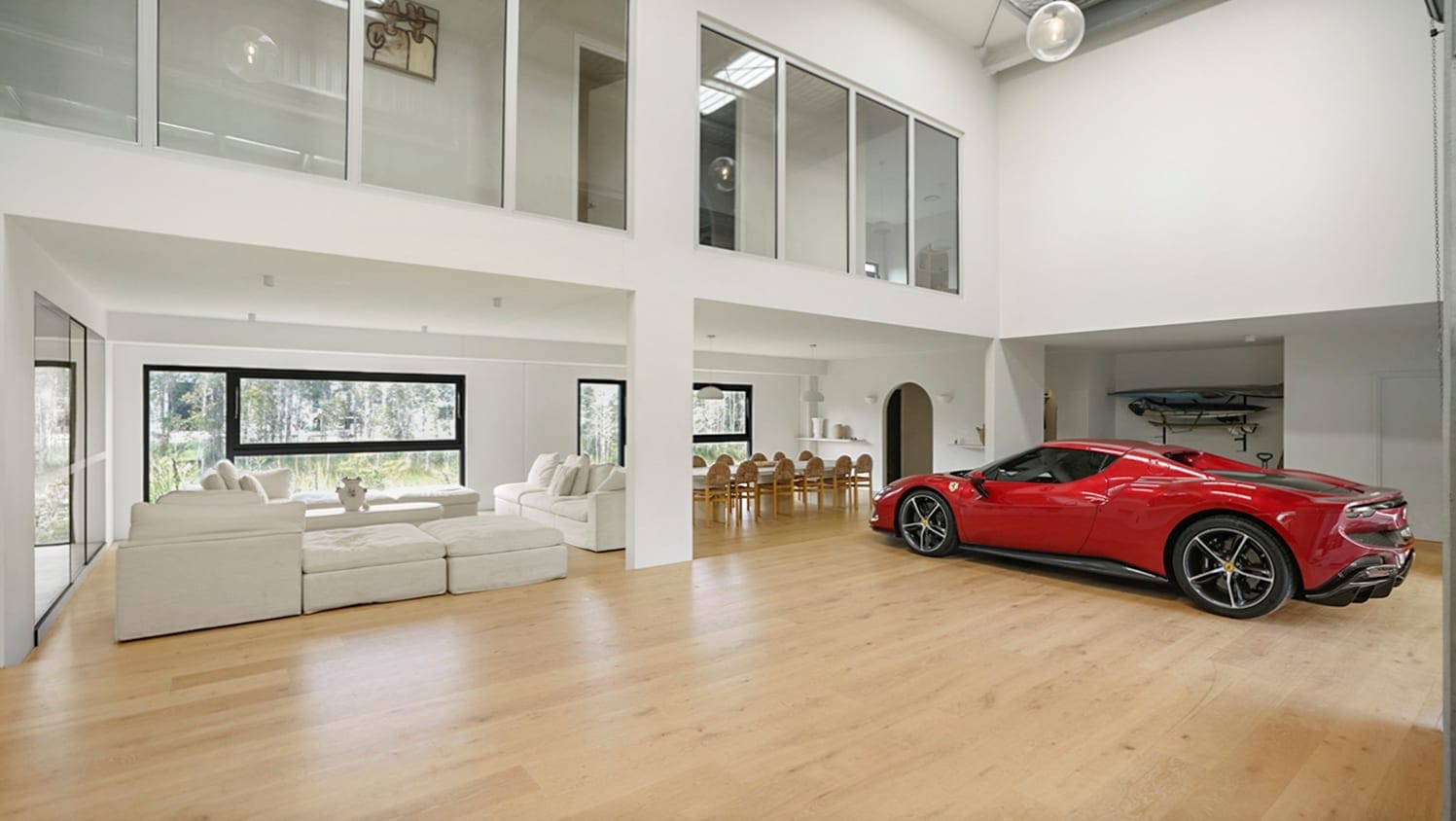 Mediterranean-inspired Home With Integrated High-end Warehouse Space