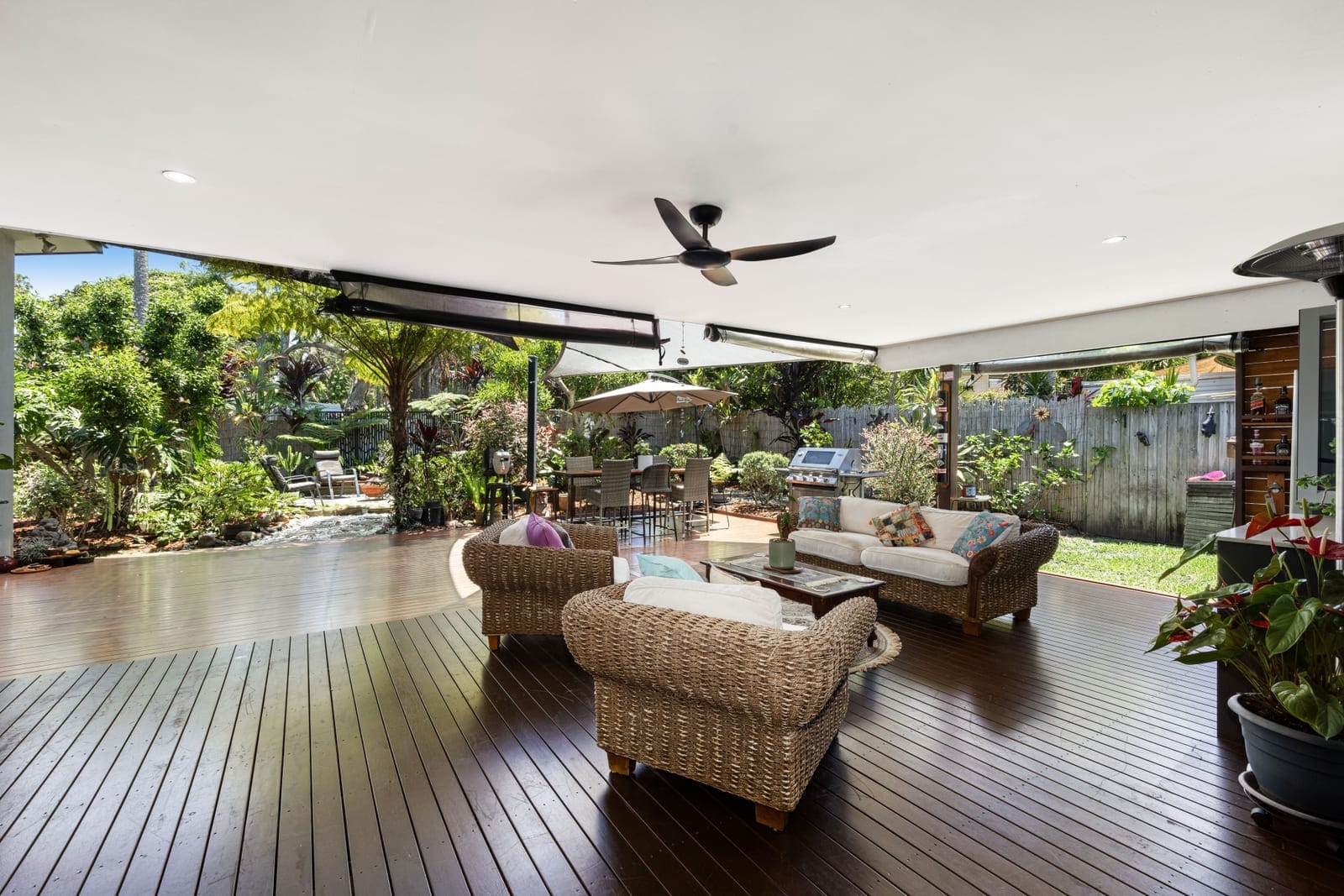 Mooloolaba Magic: North-Facing Tropical Sanctuary
