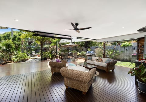 Mooloolaba Magic: North-Facing Tropical Sanctuary