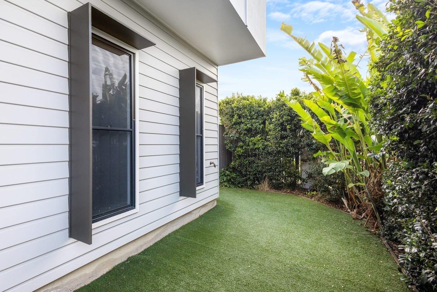 SOLD by Team Cassie Kennedy!
