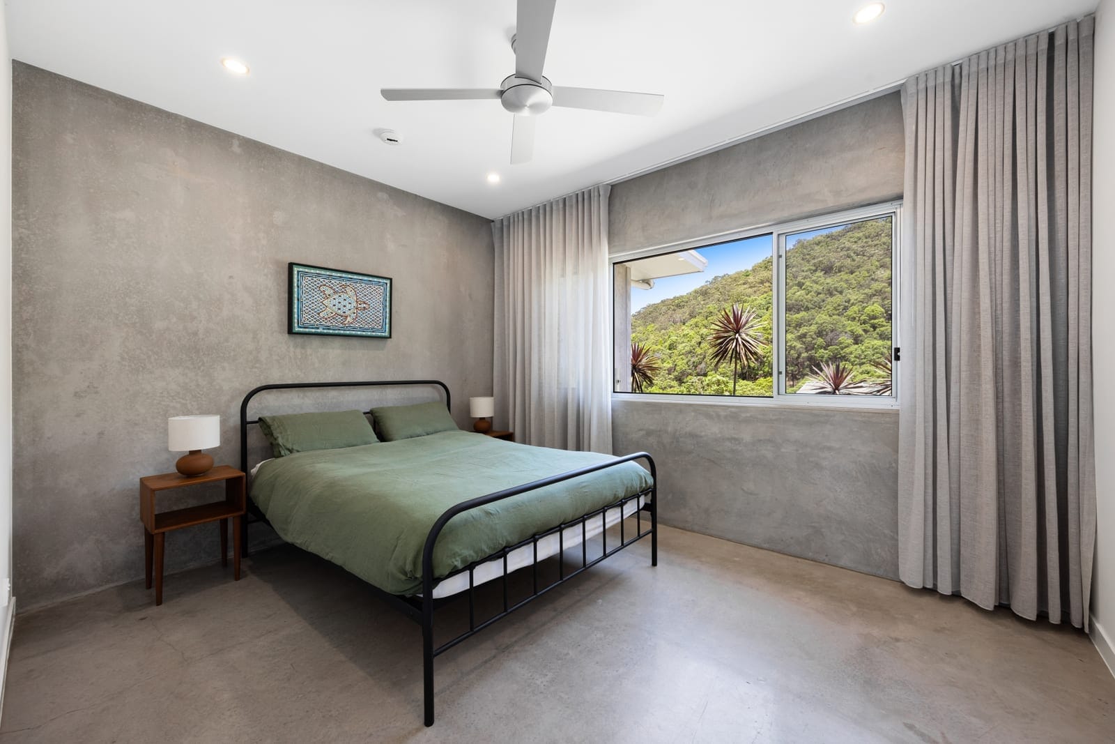 Designer Dual Living: Acreage Luxe with Views!