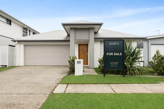 SOLD by Team Cassie Kennedy!