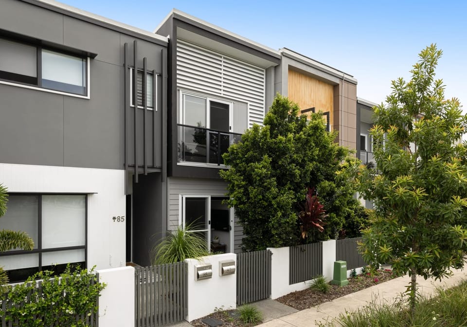 Smart Investment or Ideal First Home: A Property with Endless Potential!
