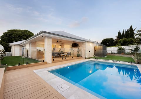 Hampton’s Elegance, Ultimate Family Haven