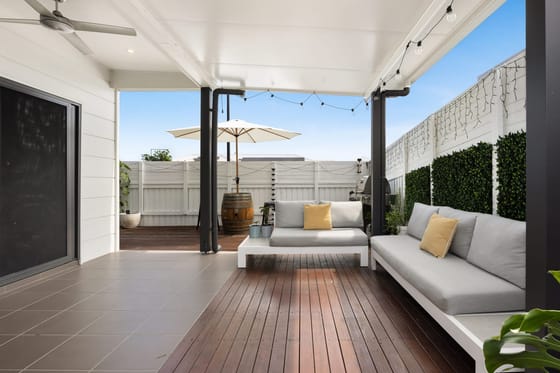 SOLD by Team Cassie Kennedy!