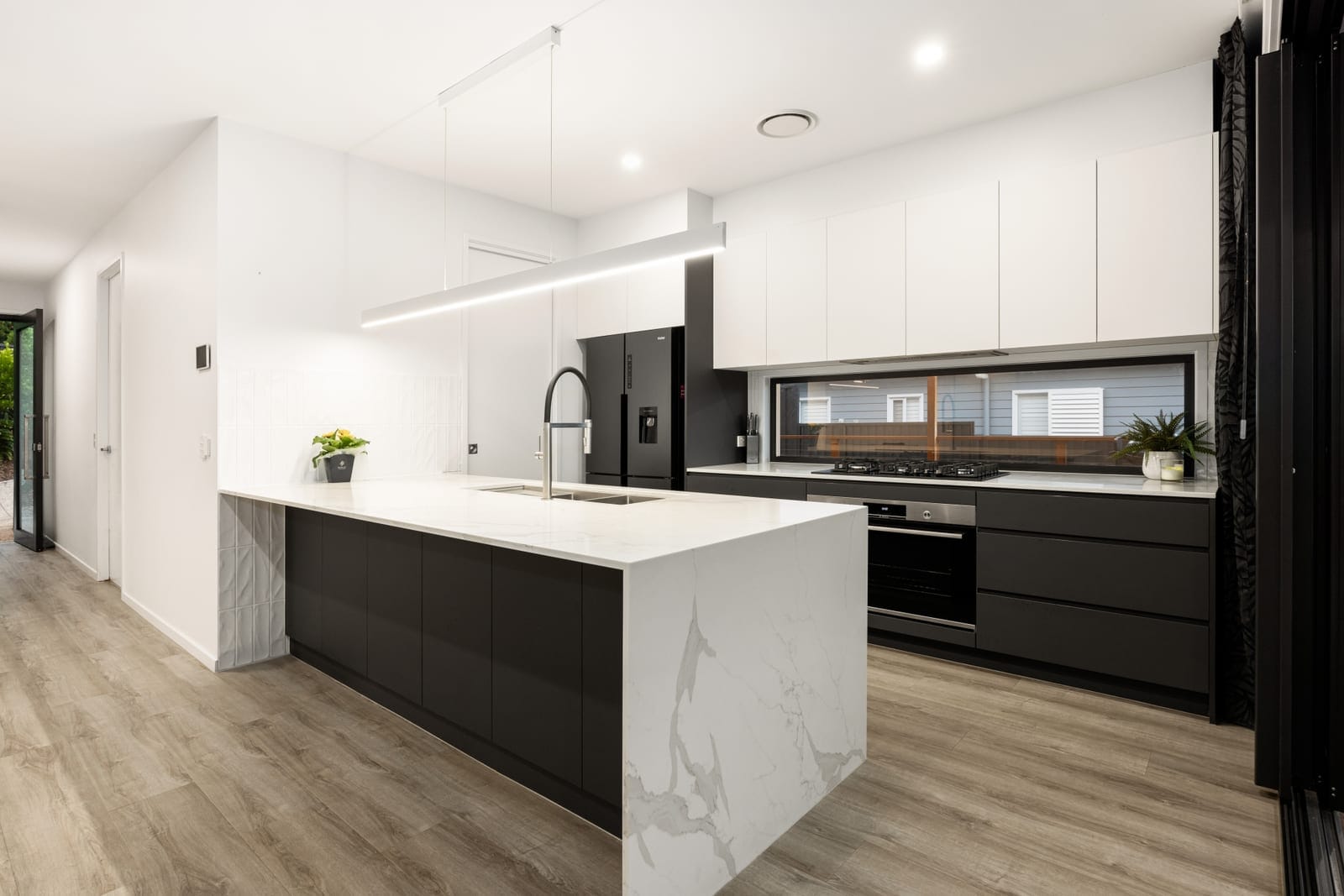 Effortless Modern Living the Family will LOVE