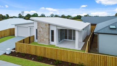Brand-New, Hi-Spec Home on 400sqm in Maleny Meadows