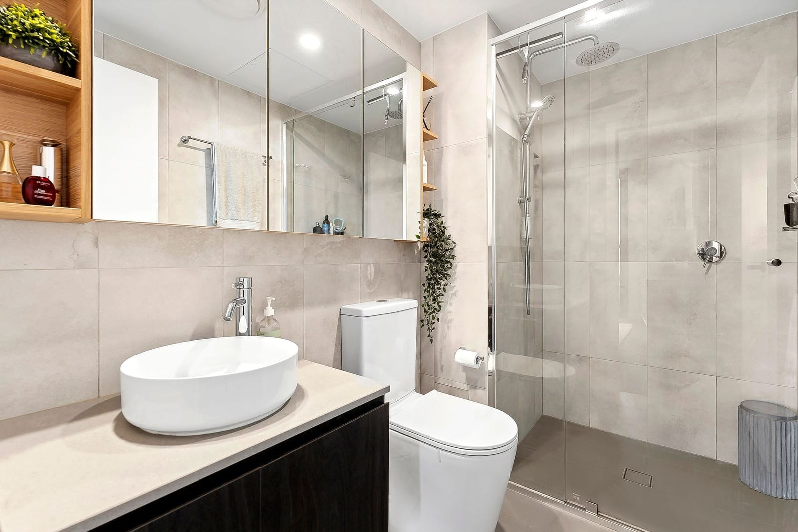 Prestigious Residence With Luxury Amenities