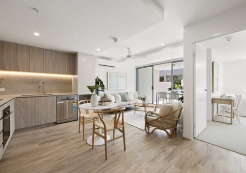 Brand New Beachside Buddina Entry Level - Surf, Shop, Dine & Repeat !