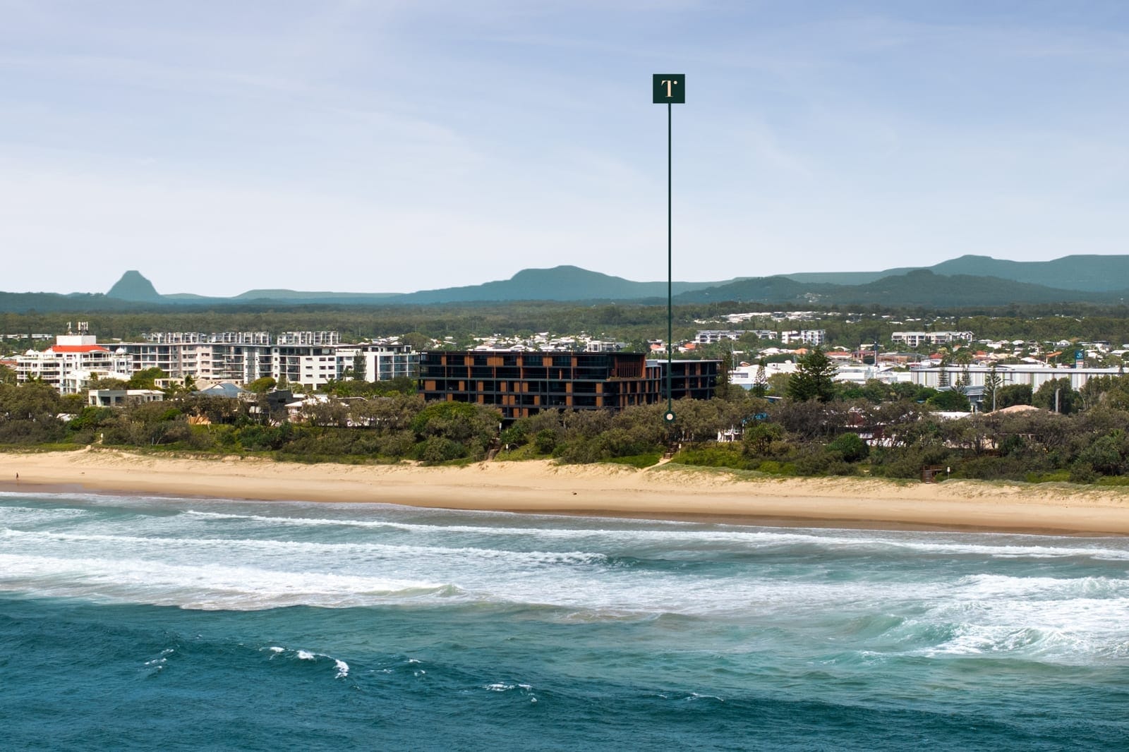 Absolute Beachfront, Stunning New Luxury Apartment