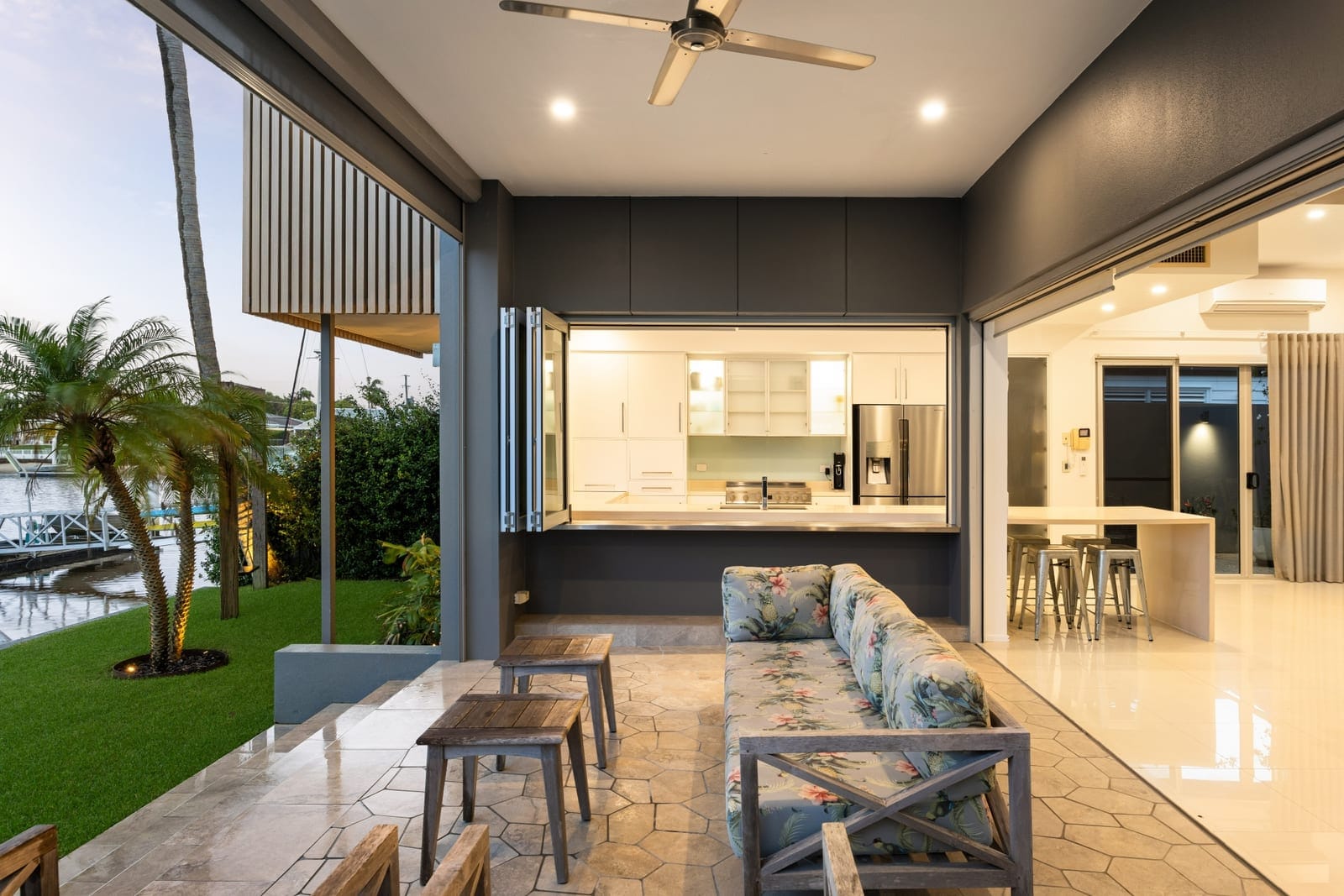 Minyama Magnificence: Light, Height, Luxury