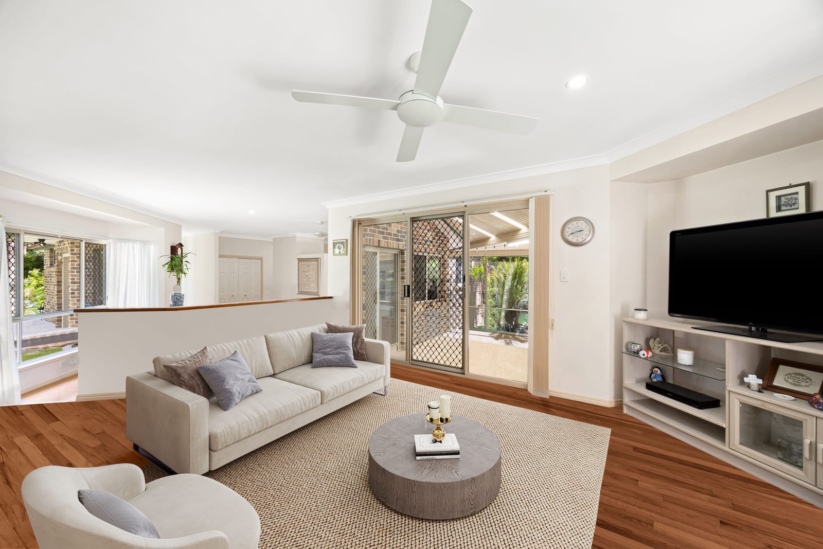 Private Tropical Retreat with Dual Living on 2,344m²