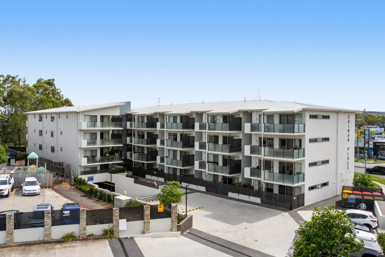 Prime Investment Opportunity: Spacious Ground-Floor Apartment