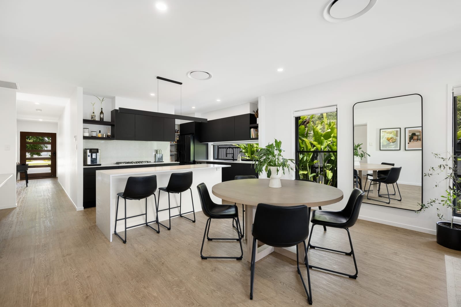 Ultra-Stylish: The COMPLETE Family Home
