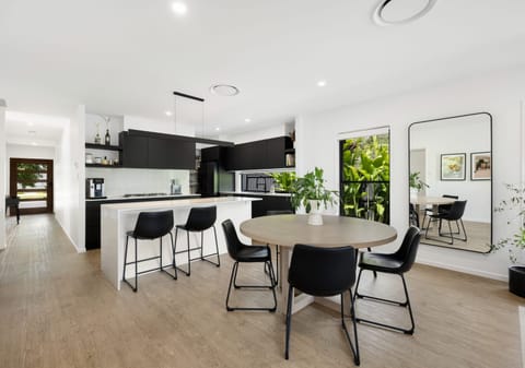 Ultra-Stylish: The COMPLETE Family Home