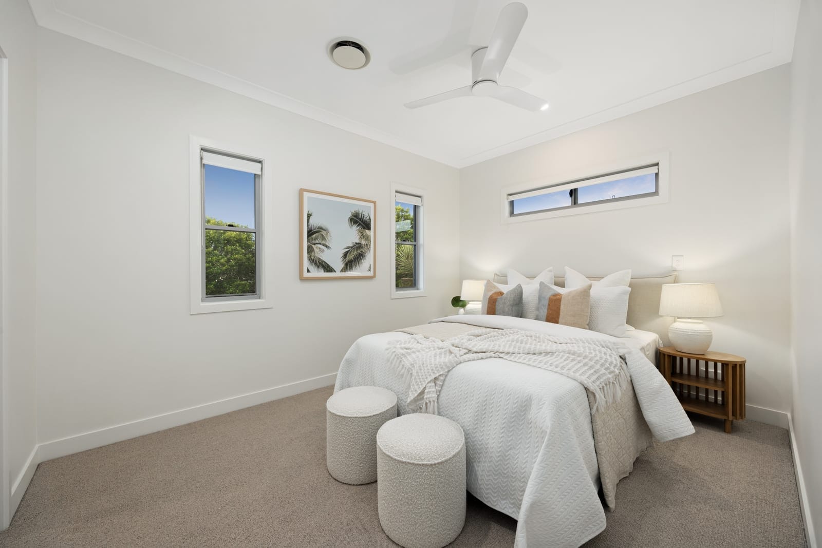 Luxe Sunshine Stunner: Dual Street Access, Dual Living