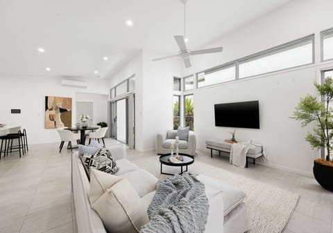 SOLD BY JAMIE VIBERT & NAJ ELSAYED