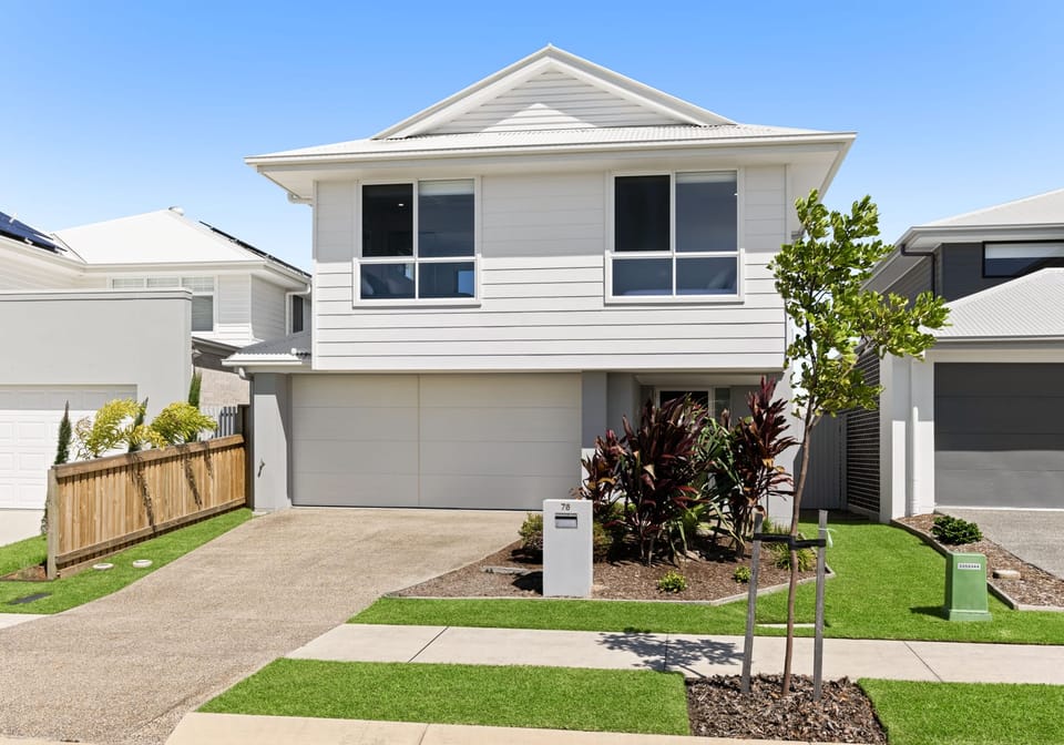 SOLD by Team Cassie Kennedy!