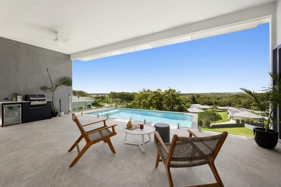 SOLD by Ollie Lehmann