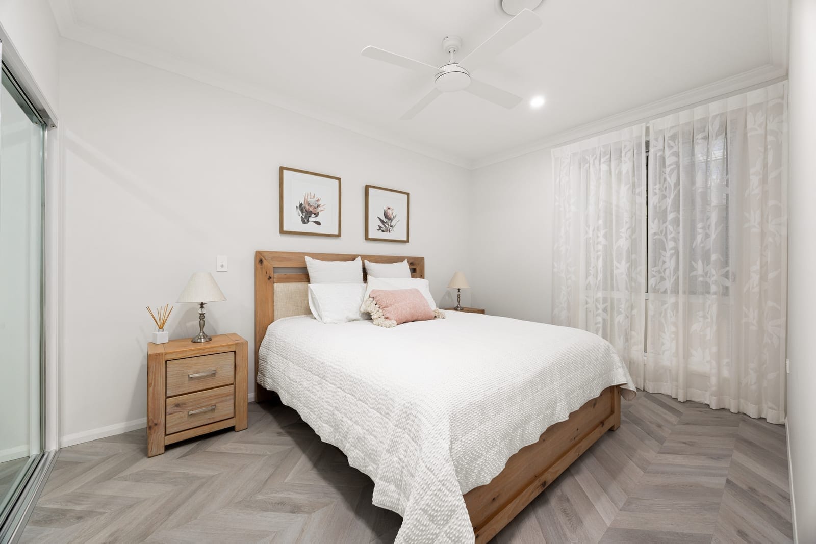 Modern Elegance on Top of Buderim