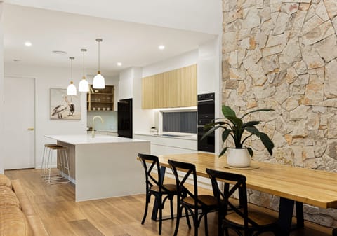 North Facing Luxury Living, Dual Access