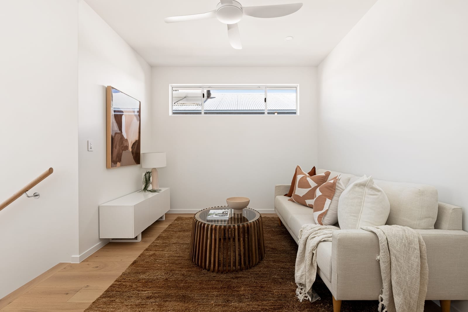 Elegant, Designer Living in GOLDEN Location
